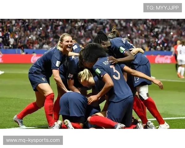 哥伦比亚女足在巴黎奥运会比赛中以2-0战胜新西兰，奥运会哥伦比亚女神